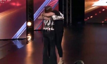 X-Factor: Απορρίφθηκε αλλά ζήτησε την αγκαλιά της Ασλανίδου