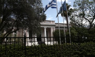 Έκτακτη σύσκεψη στο Μαξίμου για τις αυξημένες μεταναστευτικές ροές