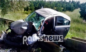 Aυτοκίνητο καρφώθηκε σε ελιά, νεκρός ο οδηγός