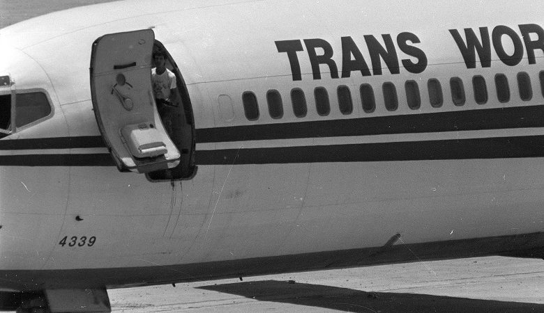 Εμπλοκή στην υπόθεση του αεροπειρατή της TWA που συνελήφθη στη Μύκονο