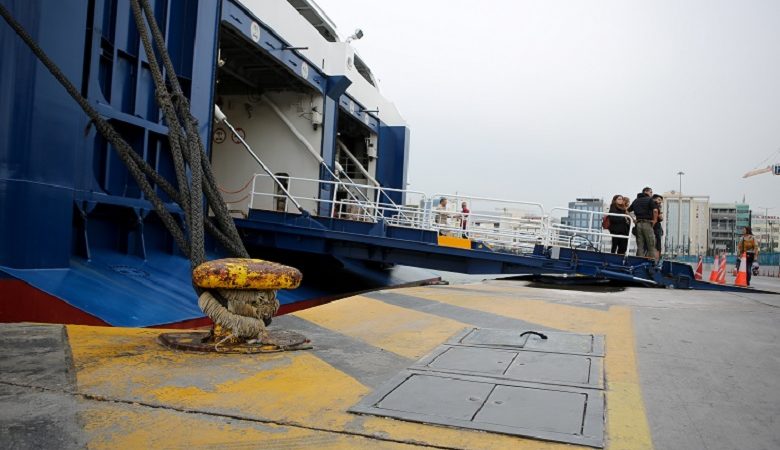 Έκτακτα δρομολόγια πλοίων μετά τη λήξη της απεργίας της ΠΝΟ