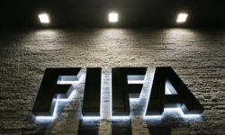 Η FIFA τιμώρησε με αποκλεισμό 20 ετών προπονητή για σεξουαλική κακοποποίηση ανηλίκων