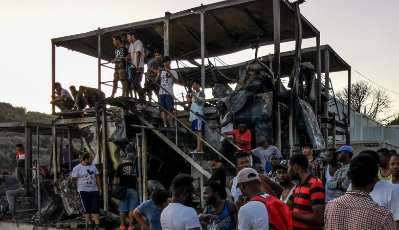 Κορονοϊός: Ευρωπαίοι γιατροί προειδοποιούν για πανδημία στη Μόρια