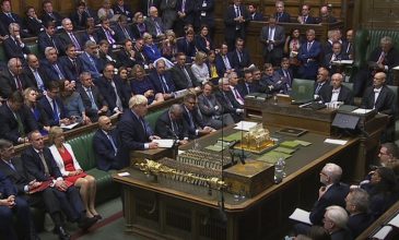 Στο Βρετανικό Κοινοβούλιο το Σάββατο η έγκριση της συμφωνίας για το Brexit