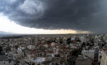 Έκτακτο δελτίο επιδείνωσης καιρού: Έρχονται καταιγίδες και χαλάζι