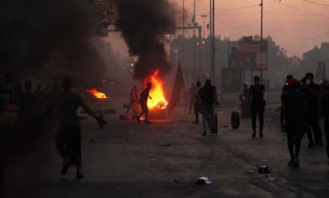 Βαγδάτη: Ξύλο ανελέητο σε συγκέντρωση διαμαρτυρίας
