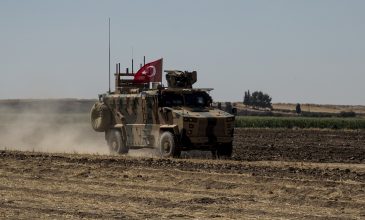 H Tουρκία «χτύπησε» βάση Κούρδων στη βορειοανατολική Συρία