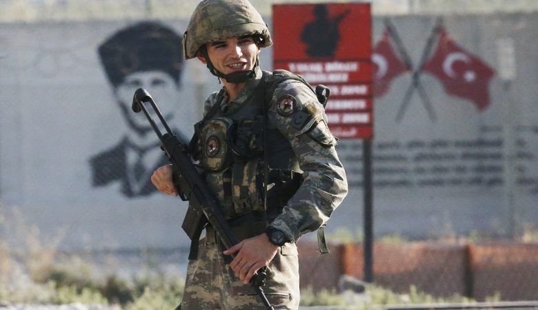 Νεκρός Τούρκος στρατιωτικός από ρουκέτες των Κούρδων μαχητών