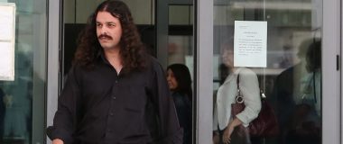 Κώστας Μπαρμπαρούσης: Ένοχος, αλλά ατιμώρητος για τα γραφόμενα περί εσχάτης προδοσίας