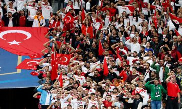 Τούρκοι οπαδοί στο Twitter του ΠΑΟΚ: Ερχόμαστε για να σας ρίξουμε στα κρύα νερά του Αιγαίου