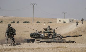 Ο συριακός στρατός μπήκε στο Κομπάνι μαζί με τις ρωσικές δυνάμεις