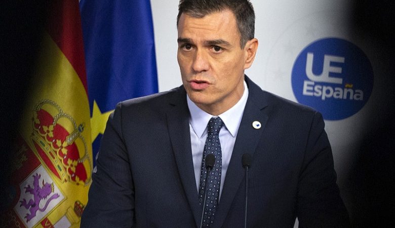 Κορονοϊός: Σε απομόνωση ο πρωθυπουργός της Ισπανίας – Είχε συναντηθεί με τον Μακρόν