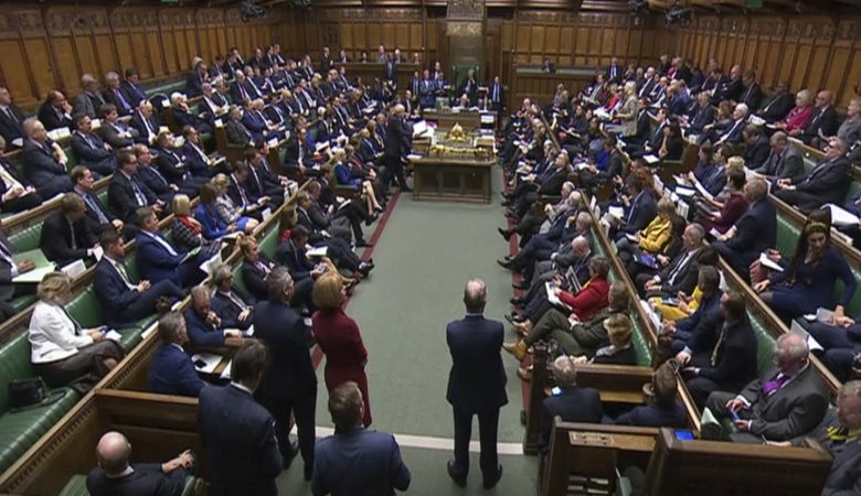 O Μπόρις Τζόνσον απειλεί να αποσύρει το νομοσχέδιο της συμφωνίας για το Brexit