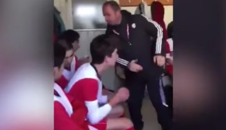 Τούρκος προπονητής «φτιάχνει» τους παίκτες του με σφαλιάρες