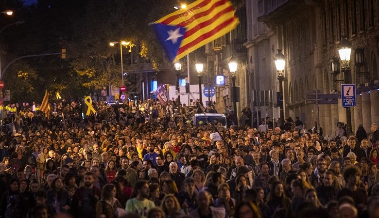 Νέες διαδηλώσεις υπέρ και κατά της ανεξαρτησίας της Καταλονίας