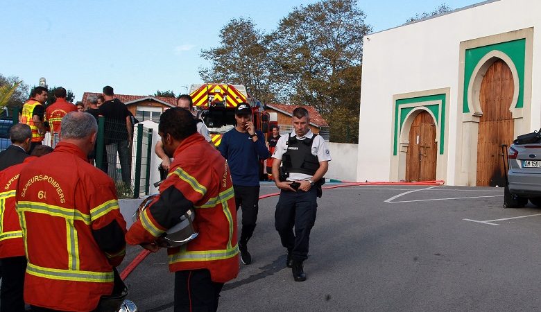 «Εκδίκηση για την Παναγία των Παρισίων», η επίθεση σε τέμενος στη Γαλλία