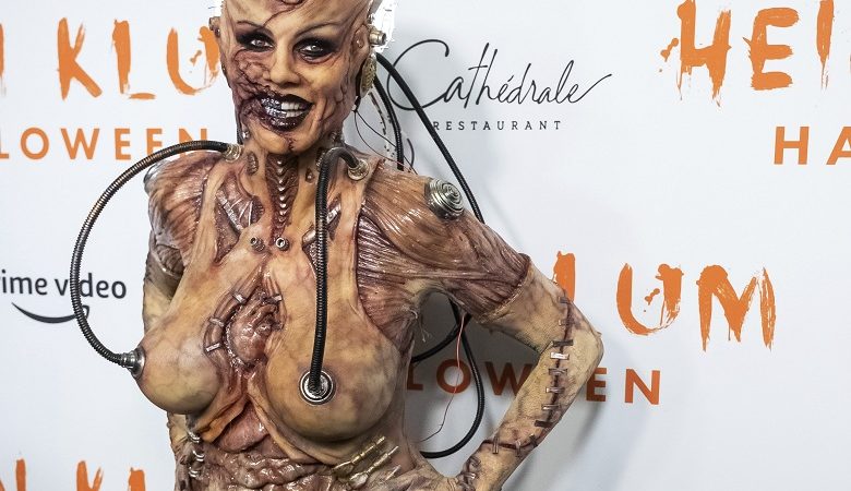 Halloween 2019: Πασίγνωστο μοντέλο έκανε αυτή την τρομακτική μεταμφίεση