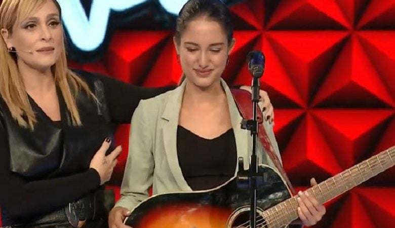 The Voice: H τραγουδίστρια που σαγήνευσε το κοινό με την ερμηνεία της