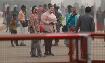 Θάλαμος αερίων το Νέο Δελχί εξαιτίας της ατμοσφαιρικής ρύπανσης
