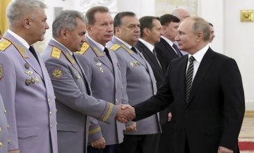 Πούτιν: Η Ρωσία συνεχίζει τη «διαδικασία του αφοπλισμού»