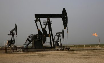 Υποχώρησαν κατά 5% οι διεθνείς τιμές του πετρελαίου