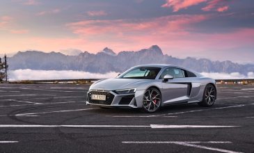 Το νέο Audi R8 V10 RWD
