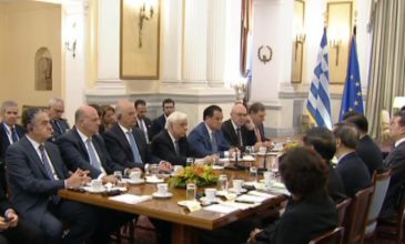 Παυλόπουλος σε Κινέζο πρόεδρο: Εμβληματική αναβάθμιση της στρατηγικής σχέσης Ελλάδας-Κίνας
