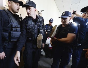 Τρεις Ουκρανοί προφυλακίστηκαν για ηλεκτρονική πειρατεία στην Πολωνία