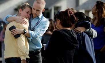 Πέθανε ο έφηβος που άνοιξε πυρ σε αυλή σχολείου στην Καλιφόρνια