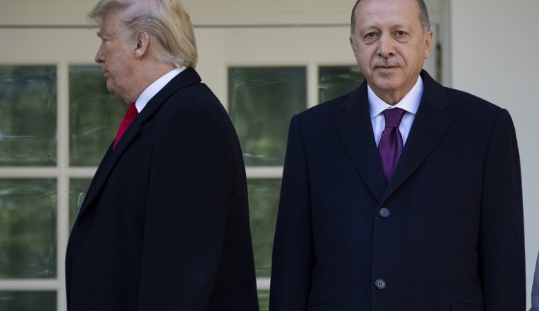 Ο Ερντογάν «άδειασε» τον Ντόναλντ Τραμπ για τους S-400