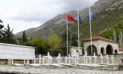 Ενταφιάστηκαν οστά Ελλήνων πεσόντων στο νεκροταφείο της Κλεισούρας