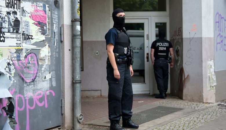 Βερολίνο: «Οπλοστάσιο» με εκρηκτικά βρέθηκε σε 26χρονο ύποπτο για τρομοκρατία