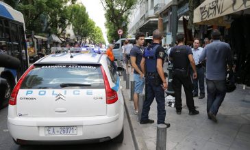Βραβεύθηκε ο αστυνομικός που τραυματίστηκε κατά την καταδίωξη του Νίκου Μαζιώτη