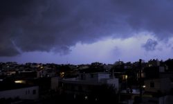 Καιρός: Βροχές, καταιγίδες και τοπικές χαλαζοπτώσεις
