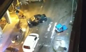 Βίντεο: Παρέσυρε κάδους, χτύπησε αυτοκίνητα, παράτησε το αυτοκίνητο και έφυγε