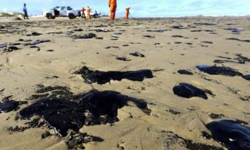 Στο Ρίο ντε Τζανέιρο η πετρελαιοκηλίδα που είχε μολύνει ακτές της Βραζιλία