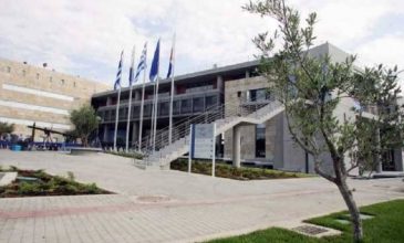 Παρέμβαση στο Δημαρχείο Θεσσαλονίκης υπέρ της κατάληψης «Υφανέτ»