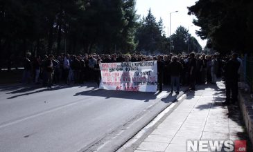 Φοιτητές έκλεισαν την Βουλιαγμένης σε ένδειξη διαμαρτυρίας