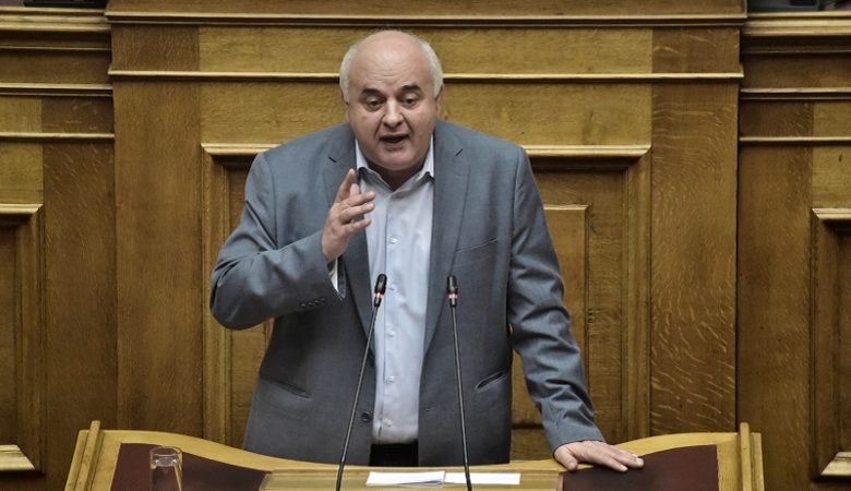 Καραθανασόπουλος: Αποδείχθηκαν κούφια λόγια τα περί ετοιμότητας του κρατικού μηχανισμού
