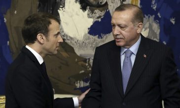 Στο «κόκκινο» οι σχέσεις Γαλλίας – Τουρκίας