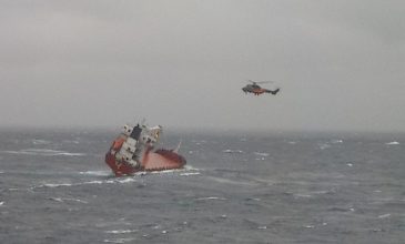Η δραματική επιχείρηση διάσωσης πληρώματος ακυβέρνητου πλοίου στο Αιγαίο