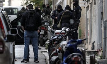 Πολυμελές κύκλωμα αλλοδαπών διακινούσε ναρκωτικά στο κέντρο της Αθήνας