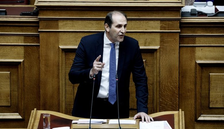 Βεσυρόπουλος: Θα ακολουθήσουν και νέες φορολογικές ελαφρύνσεις