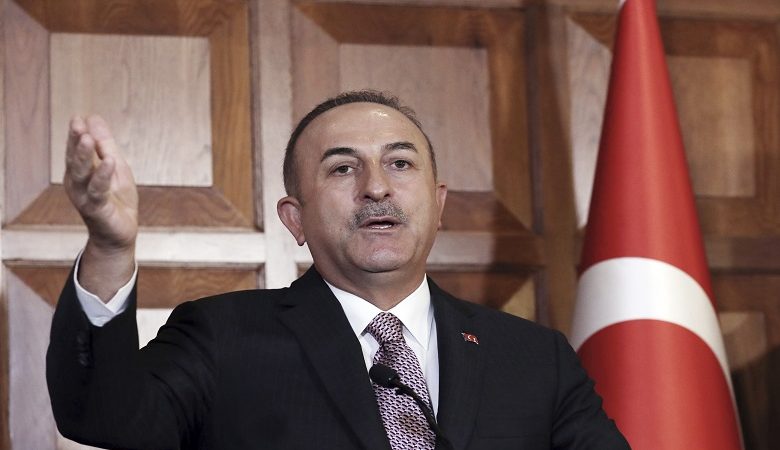 Νέες απειλές Τσαβούσογλου για χρήση «σκληρής δύναμης» από την Τουρκία