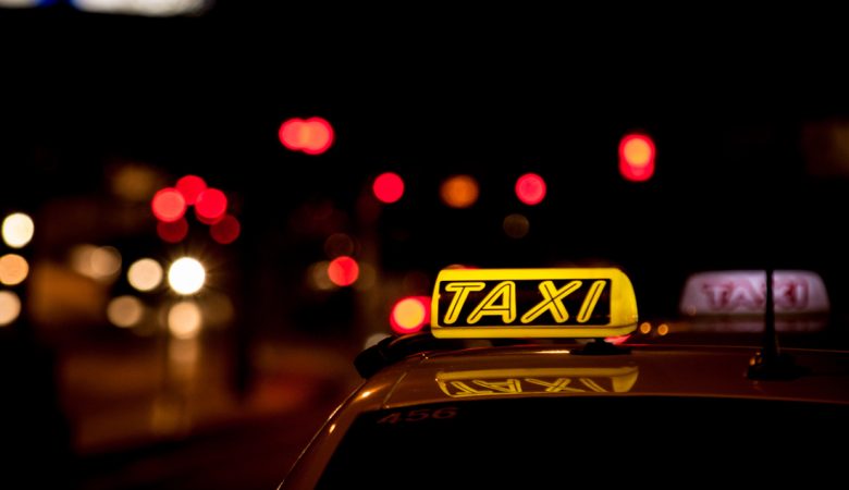 Υπόθεση βιασμού ταξιτζή: Η κατάθεση του γιατρού που παρέλαβε ηθοποιό και οδηγό