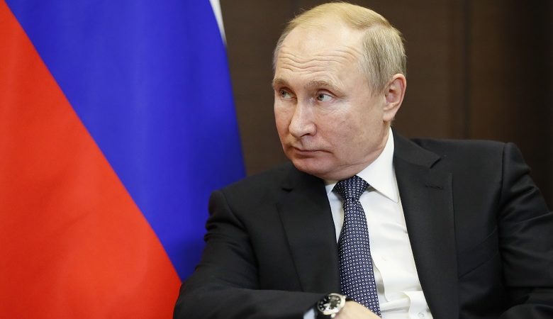Με δεύτερη Σρεμπρένιτσα απειλεί ο Πούτιν
