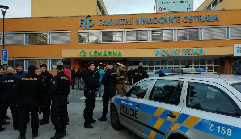 Μακελειό σε νοσοκομείο της Τσεχίας: Τέσσερις νεκροί και δύο σοβαρά τραυματίες