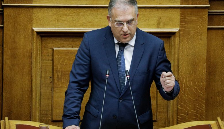 Θεοδωρικάκος: Το νομοσχέδιο για τους απόδημους Έλληνες έχει μεγάλη εθνική σημασία