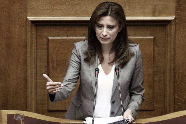 Σάλος για το σχόλιο βουλευτή του ΣΥΡΙΖΑ «μπάτσοι γουρούνια δολοφόνοι»