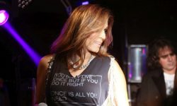 Ο γιατρός αποκαλύπτει όλη την αλήθεια για τη νοσηλεία της Έλλης Κοκκίνου